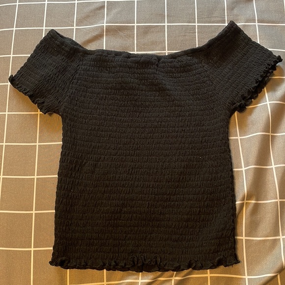 Size small - Picture 2 of 2